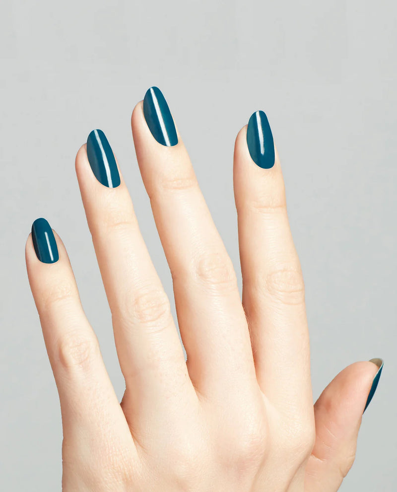 Drama at La Scala – OPI GelColor